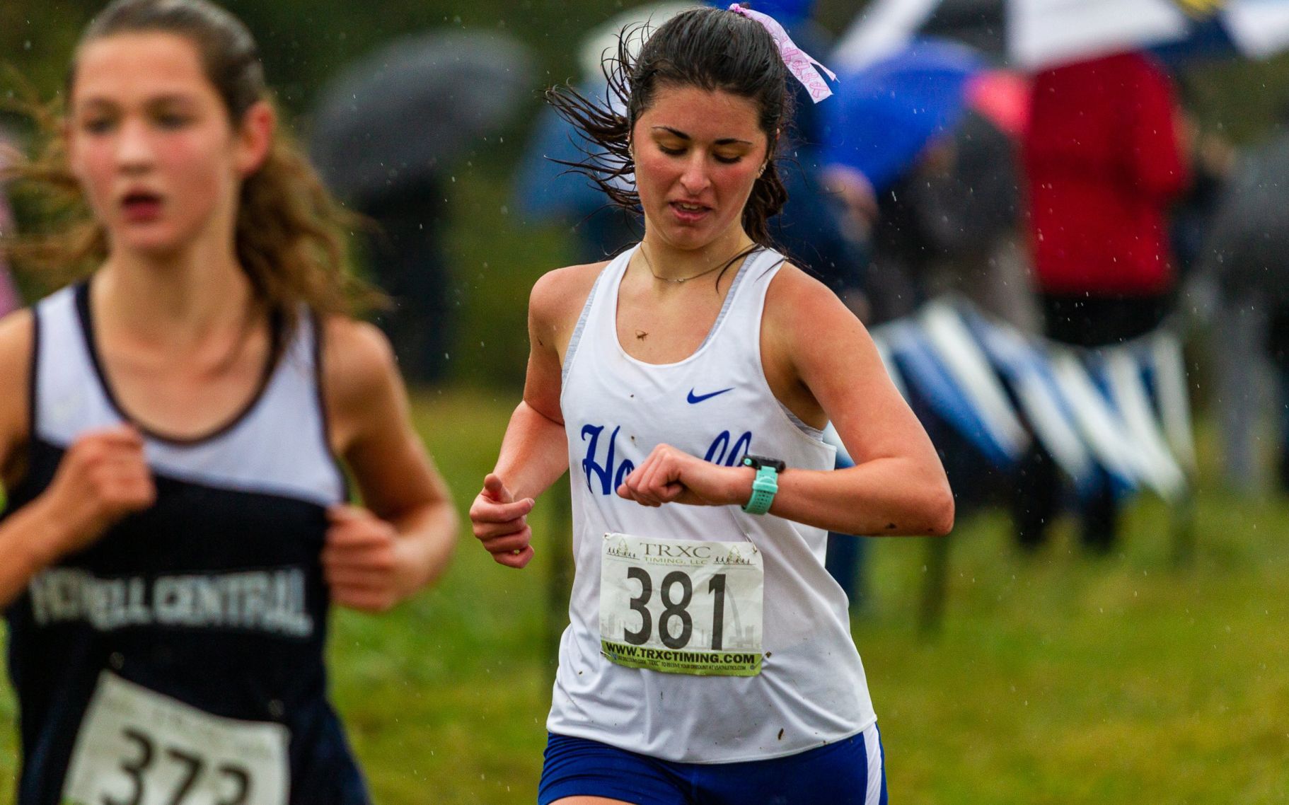 Class 4 District 3 girls cross country